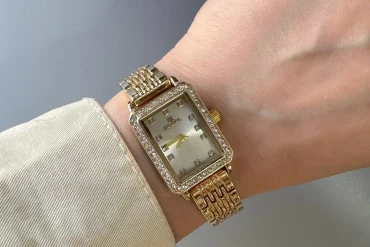 ساعت زنانه صفحه دور نگین مربع MAXEL