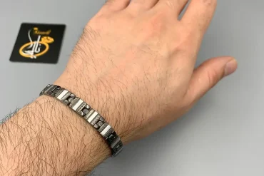 دستبند مشکی ورساچه مردانه 8 میل | استیل رنگ ثابت 14040173