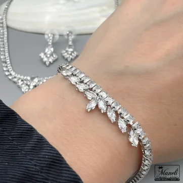 خرید ست مجلسی گردنبند ، گوشواره ، دستبند و انگشتر نگینی