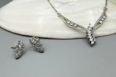 نیم ست مجلسی ظریف و شیک نقره ای 14040152