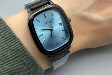 ساعت کاسیو مربعی زنانه رنگ صفحه آبی