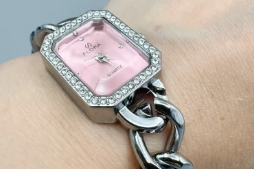 ساعت زنانه برند فلورا |صفحه کوچک مستطیلی| طراحی مینیمال با بند کارتیر |ساعت ترند 2025|14040328