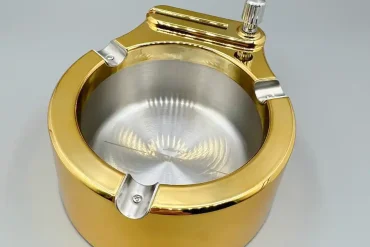 زیرسیگاری فندک دار هانست مدل کبریتی طلایی