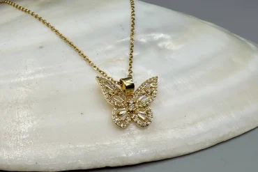 گردنبند پروانه استیل طلایی نگین دار 14040225