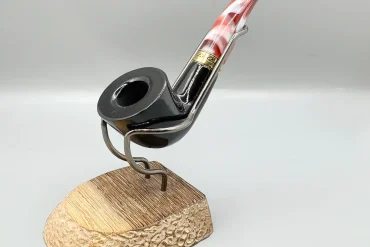 پیپ چوبی کاپیتان بلک مشکی با دسته قرمز ابر و بادی