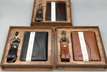 ست هدیه ای جاکارتی و جاکلیدی milion چرم طبیعی 14040211