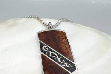 گردنبند استیل اسپرت طرح چوب رنگ ثابت|140404106