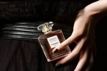 چگونه عطر زنانه مناسب پوست خود را پیدا کنیم؟