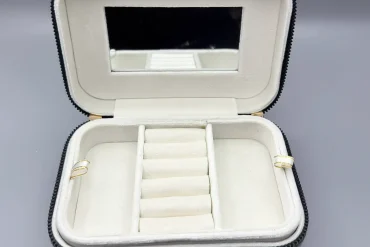 جعبه جواهری نظم دهنده زیورآلات|14040590