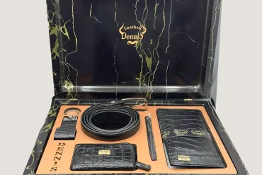 ست چرم 5 تکه هدیه ای مردانه دنیز | چرم طبیعی شناسنامه دار 14040508