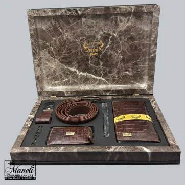 ست چرم 5 تکه هدیه ای مردانه دنیز | چرم طبیعی شناسنامه دار 14040515