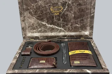 ست چرم 5 تکه هدیه ای مردانه دنیز | چرم طبیعی شناسنامه دار 14040515