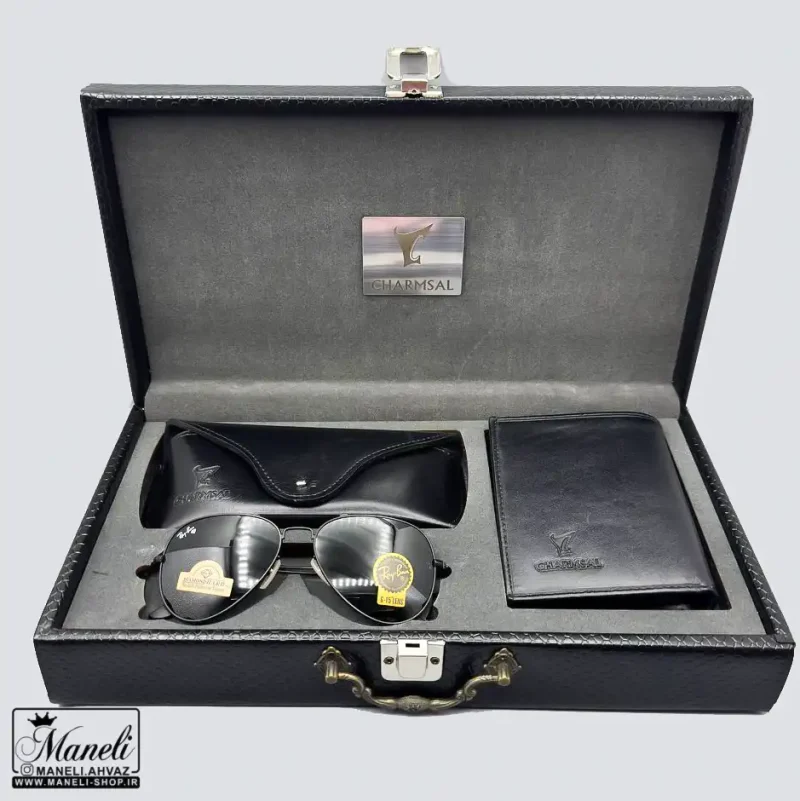 ست هدیه‌ای چرم و عینک Ray-Ban چرمسال | چرم طبیعی مشکی 14040520