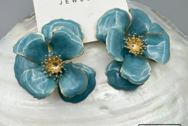 گوشواره میخی گل آبی مینا کاری|14040640