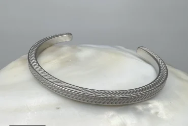 بنگل مردانه نقره ای طرحدار