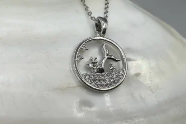 گردنبند دم وال استیل نقره ای نگین دار رنگ ثابت |14040708