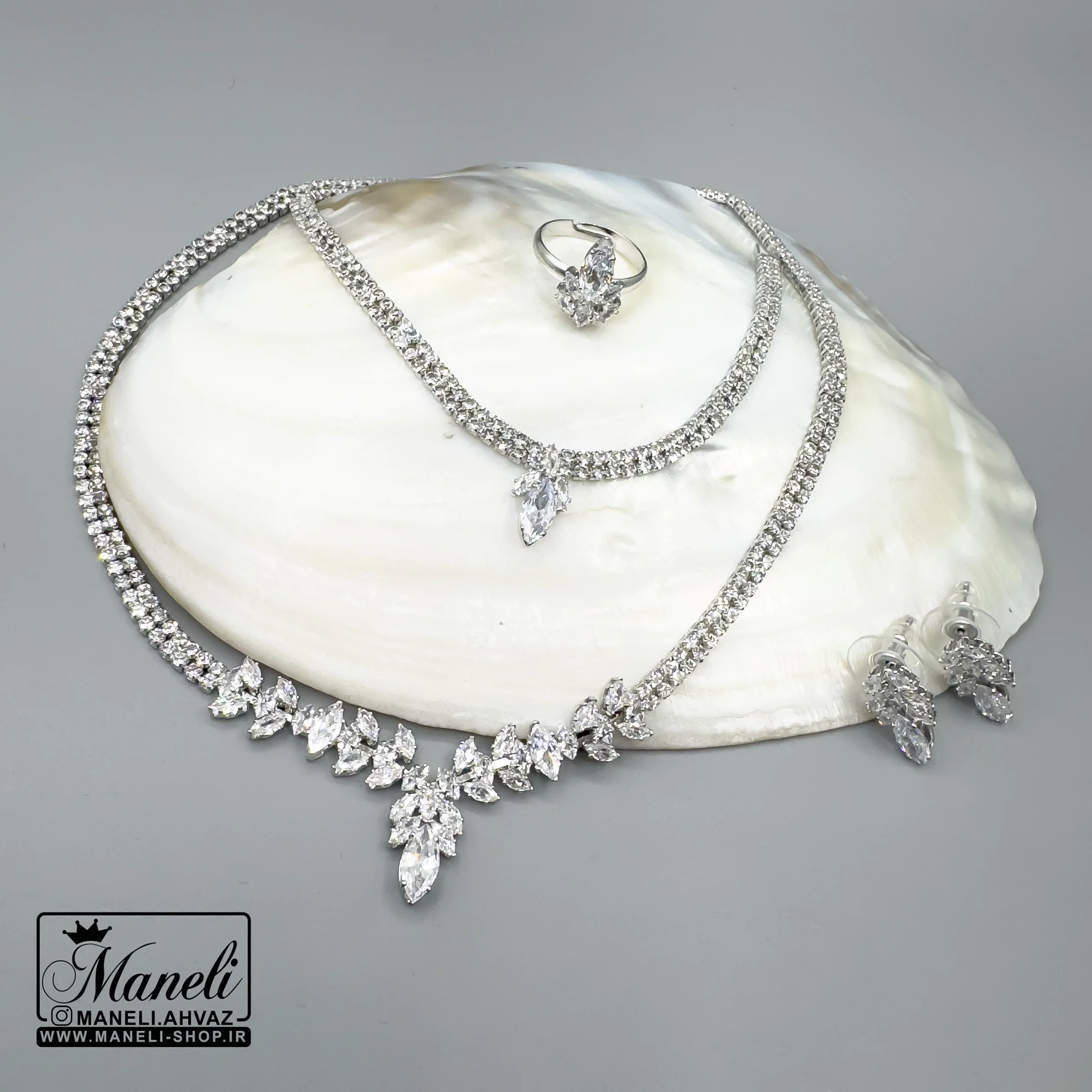 servisssss سرویس عروس مجلسی با انگشتر|140406110 - Image 1