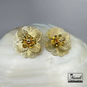 گوشواره گل طلایی ظریف میخی