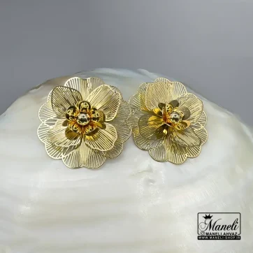 گوشواره گل طلایی ظریف میخی