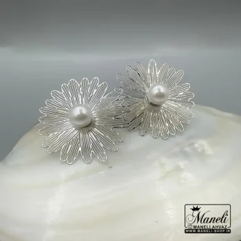 گوشواره گل سیلور ظریف با ترکیب مروارید