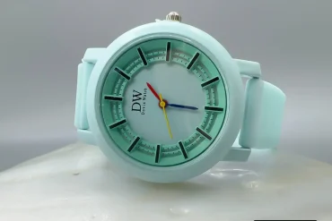 ساعت سبزآبی