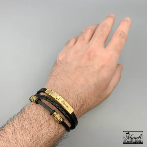 دستبند چرم پلاک دار سه ردیفه با نماد cartier طلایی 14040843