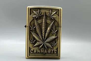 فندک بنزینی زیتونی