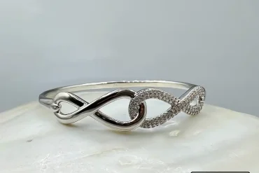 دستبند بی نهایت زنانه نقره ای