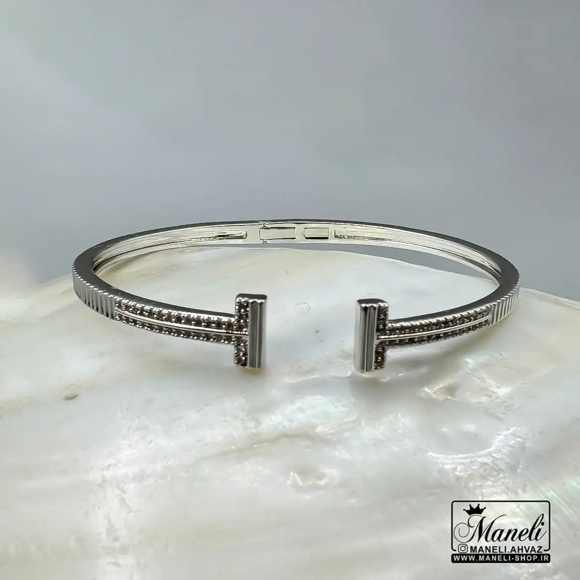 dastband2 دستبند تیفانی زنانه نگین مخراج شده