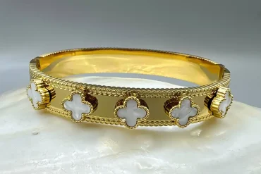 دستبند ونکلیف گل سفید