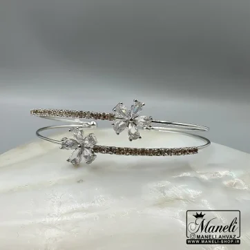 دستبند نقره ای دوگل نگین دار