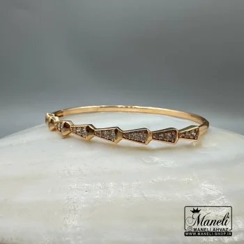 دستبند زنانه نگین دار ژوپینگ|140408123