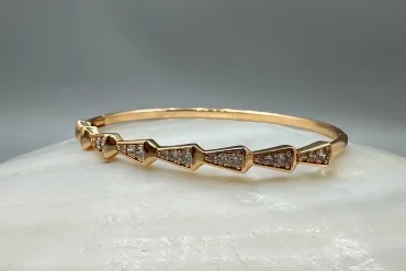 دستبند زنانه نگین دار ژوپینگ|140408123