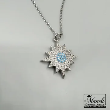 گردنبند نقره ای نگین مخراج شده