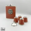 ست هیپ فلاسک و شات روکش چرم قهوه ای