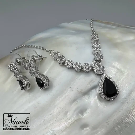 نیم ست جواهری نگین مشکی