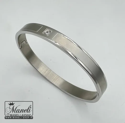 بنگل مردانه استیل رنگ نقره ای