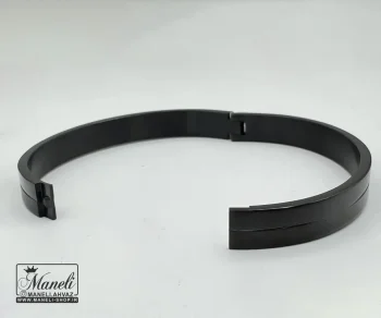 دستبند پهن مردانه مشکی ساده و شیک - Image 5