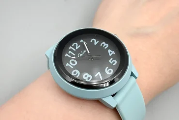 ساعت دخترانه سیلیکونی آبی Colomi صفحه مشکی