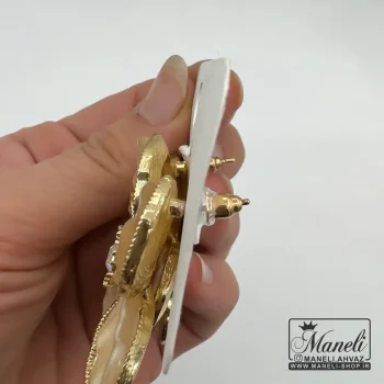 گوشواره کرم رنگ زنانه