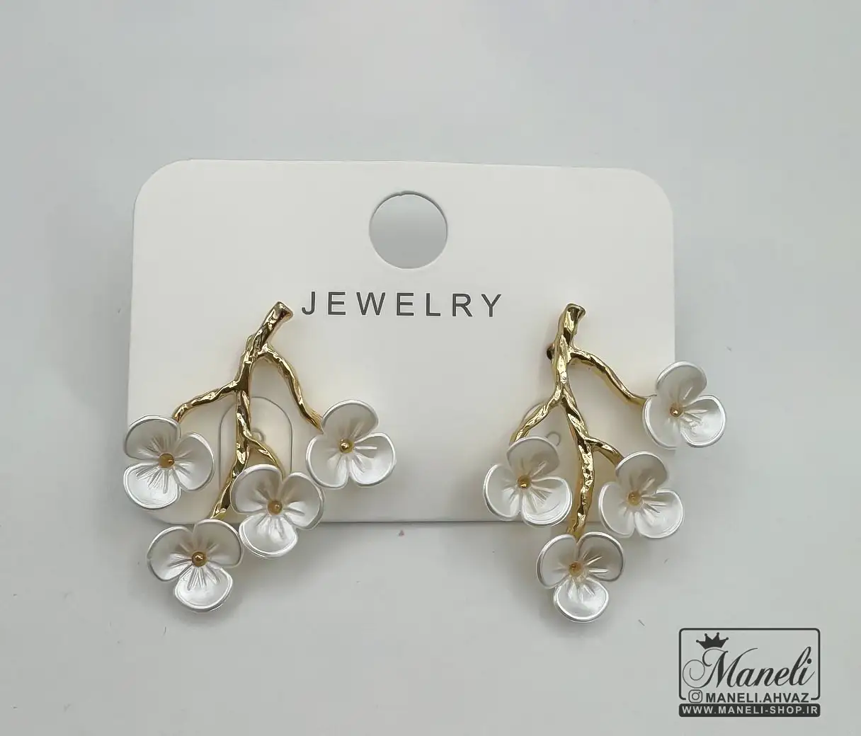 goshvarehh گوشواره طلایی با گل سفید