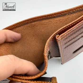 ست هدیه ای کیف کوتاه و جاسوئیچی چرم طبیعی قهوه ای و عسلی - Image 3