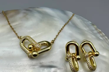 نیم ست تیفانی طلایی