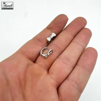 گوشواره مینیمال پاپیون ژوپینگ نقره ای 40980 - Image 3