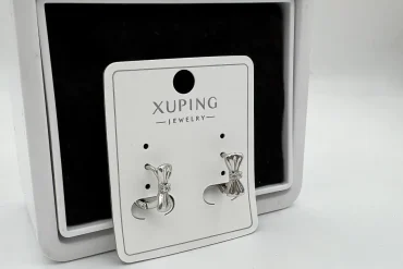 گوشواره مینیمال پاپیون ژوپینگ نقره ای