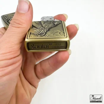 پک هدیه فندک بنزینی و جاکلیدی طرح عقاب - Image 3