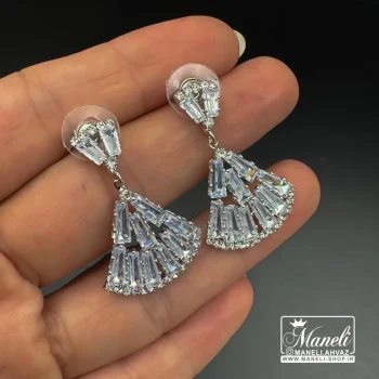 گوشواره مجلسی نگین باگتی نقره ای و طلایی - Image 4