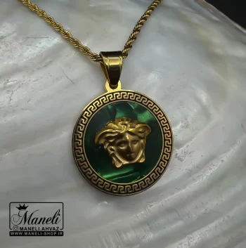 گردنبند ورساچه با زمینه سبز - Image 2