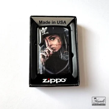 فندک مشکی zippo با طرح نقاشی زن زیبا