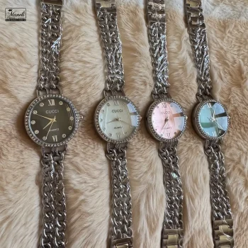ساعت زنانه نقره ای GUCCI با بند کارتیر